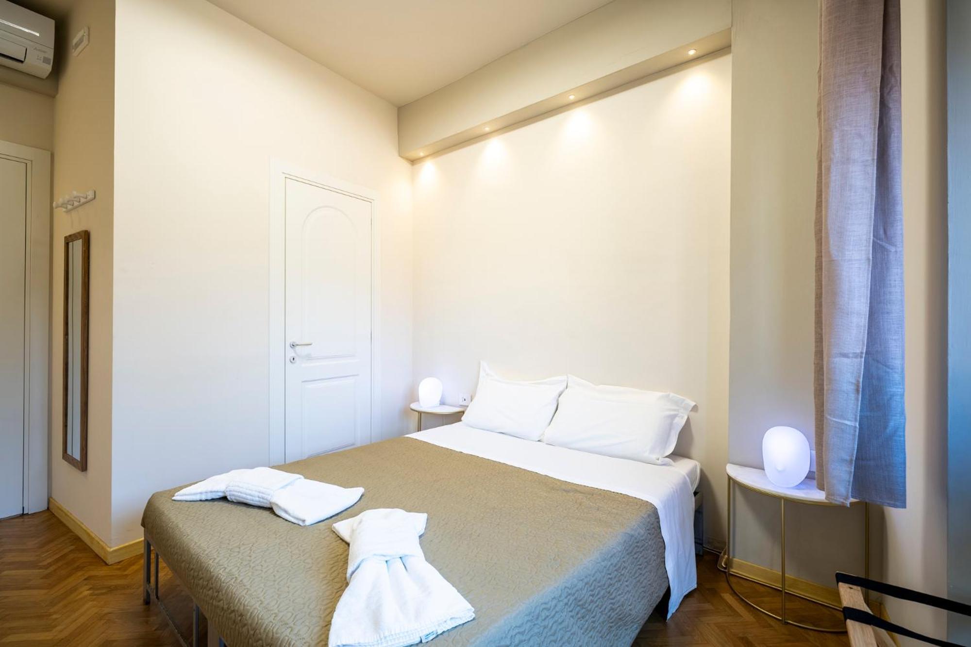 Duomo - Camere Matrimoniali Con Bagno Privato فلورنس المظهر الخارجي الصورة