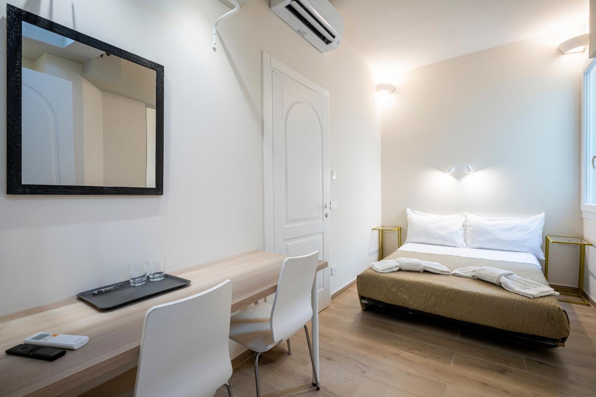 Duomo - Camere Matrimoniali Con Bagno Privato فلورنس المظهر الخارجي الصورة