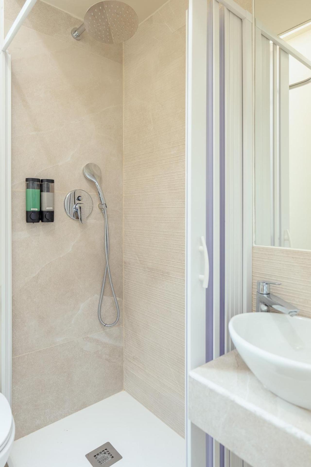 Duomo - Camere Matrimoniali Con Bagno Privato فلورنس المظهر الخارجي الصورة