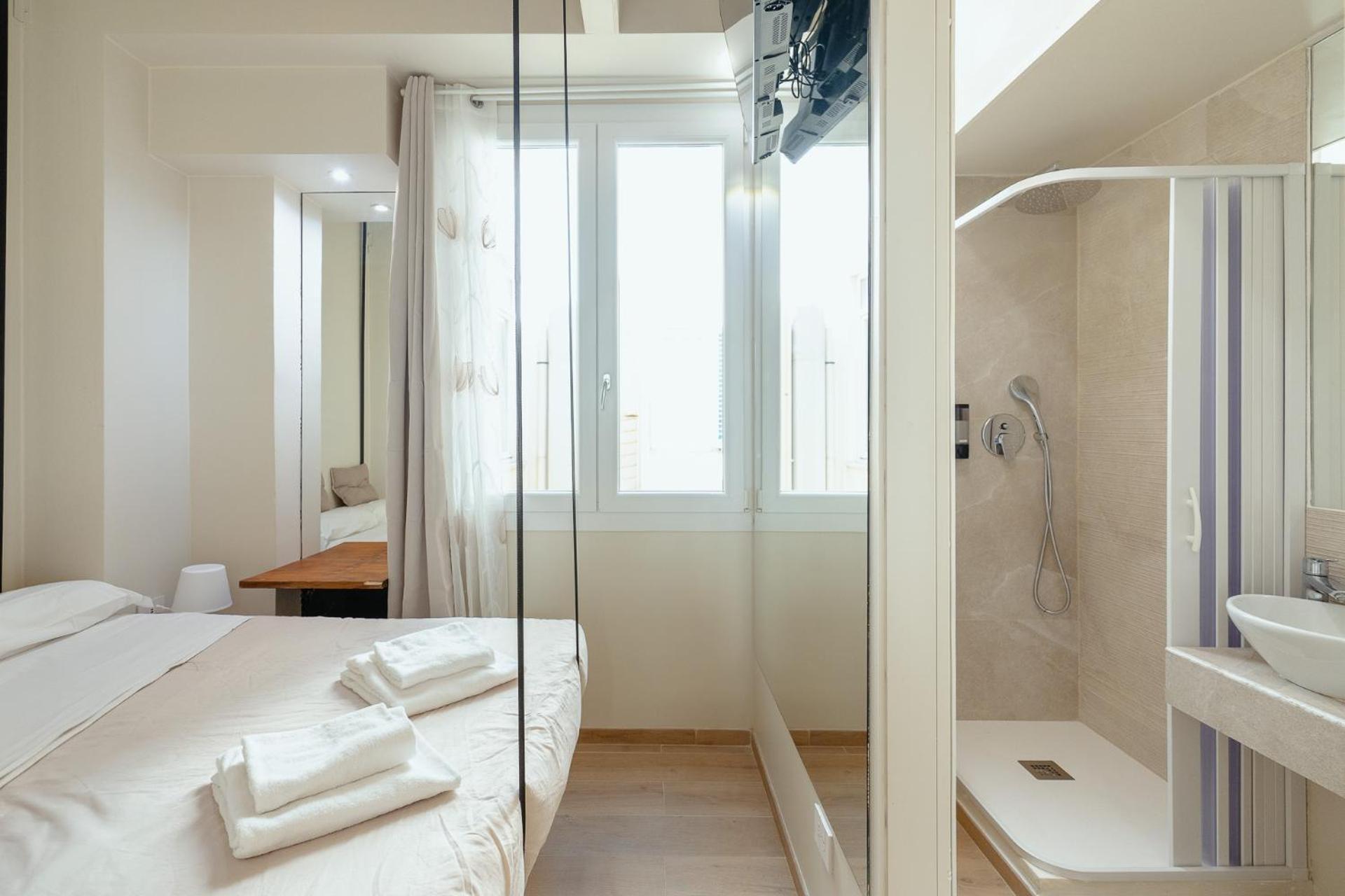 Duomo - Camere Matrimoniali Con Bagno Privato فلورنس المظهر الخارجي الصورة